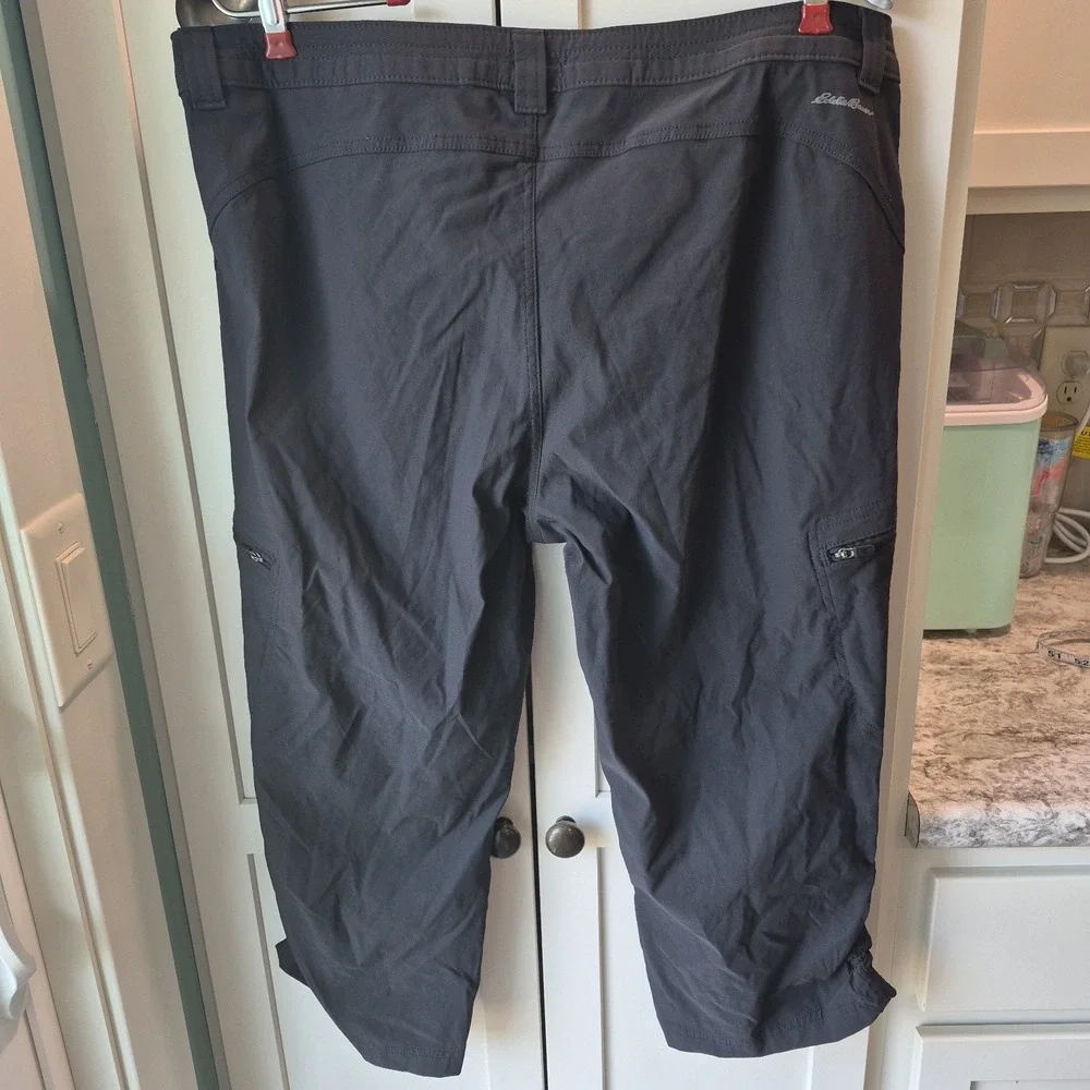 Eddie Bauer Cropped Hiking Pants Womens Size 12 Ruched Legs Black - Picture 10 of 12